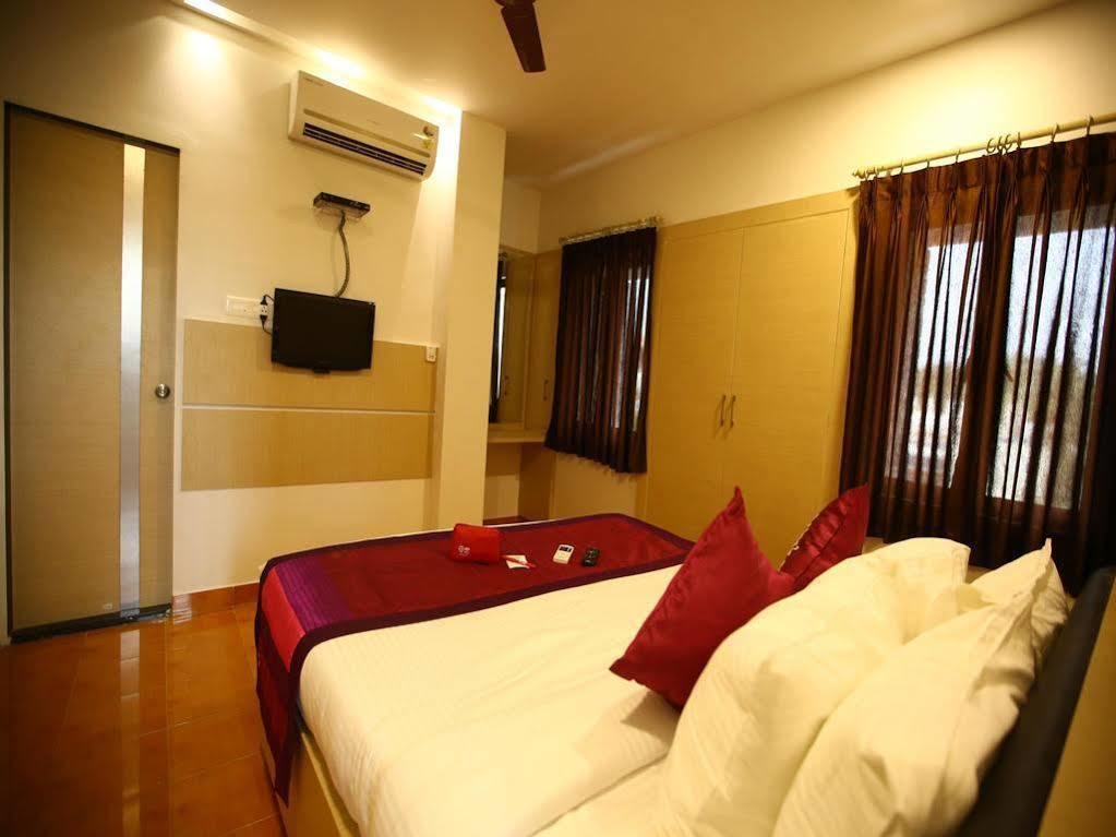 Oyo 968 Hotel Poigai Chennai Exterior photo