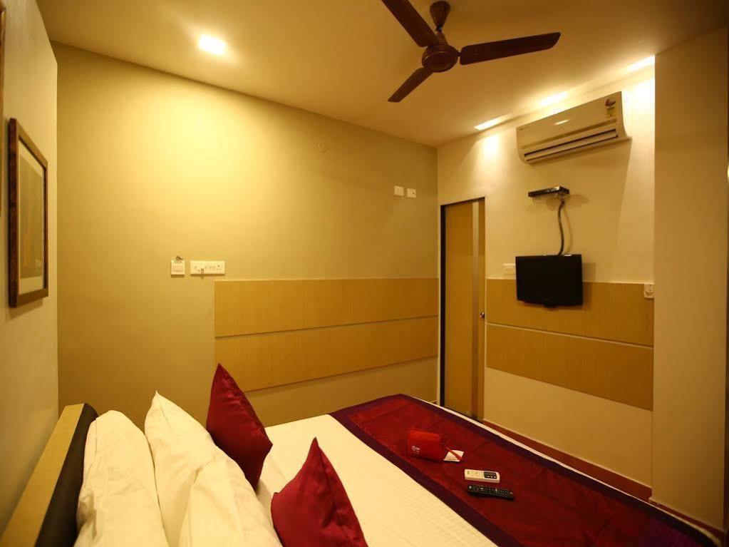 Oyo 968 Hotel Poigai Chennai Exterior photo