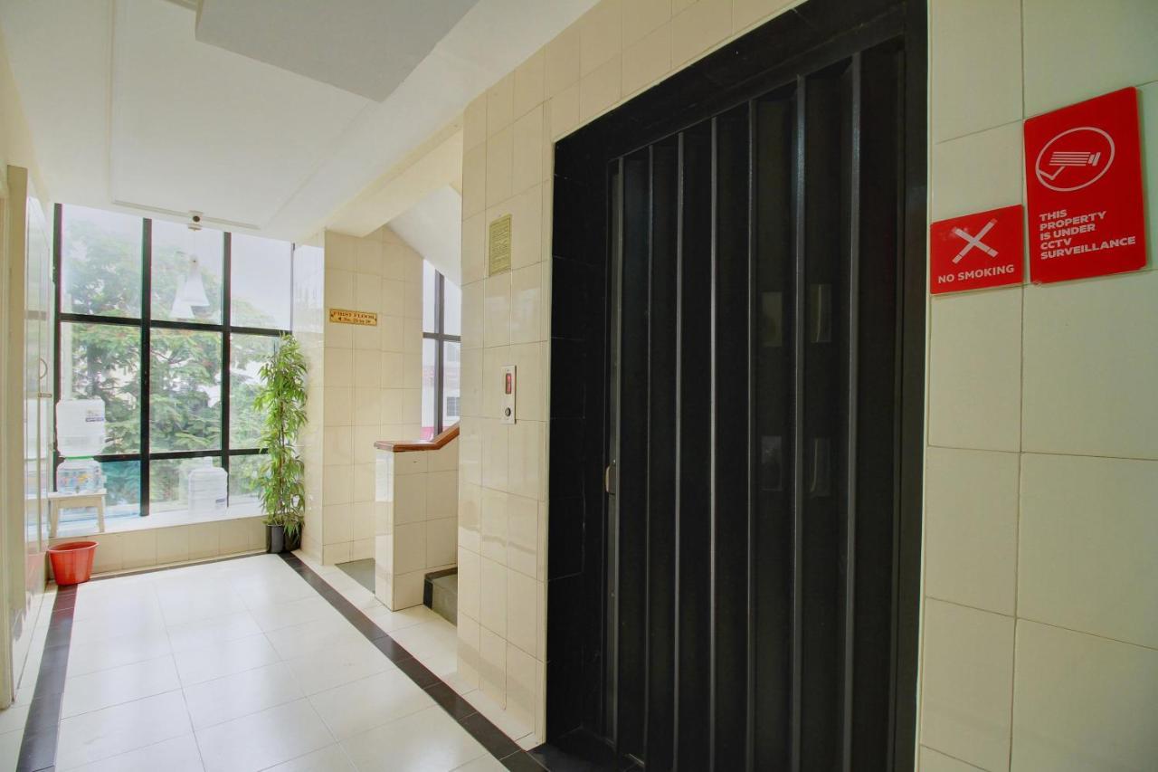 Oyo 968 Hotel Poigai Chennai Exterior photo