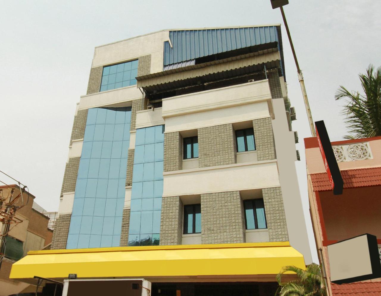 Oyo 968 Hotel Poigai Chennai Exterior photo